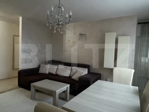Apartament cu 3 camere, modern, parcare, 64 mp, zona Eroilor
