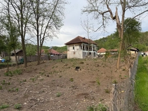 Casă de vânzare în Sărdenești,Bala, jud. Mehedinți   teren + utilități, CF la zi - imagine 8