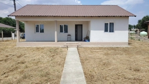 Vând casă  - imagine 4