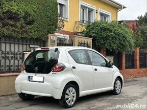 Toyota Aygo 2014 1.0 benzina EURO 5 consum redus stare impecabila - imagine 4