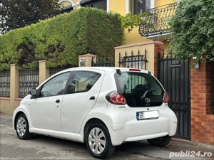 Toyota Aygo 2014 1.0 benzina EURO 5 consum redus stare impecabila - imagine 2