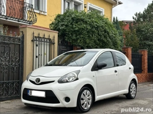 Toyota Aygo 2014 1.0 benzina EURO 5 consum redus stare impecabila