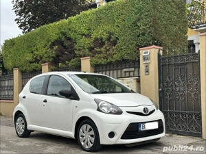 Toyota Aygo 2014 1.0 benzina EURO 5 consum redus stare impecabila - imagine 3