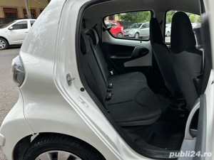 Toyota Aygo 2014 1.0 benzina EURO 5 consum redus stare impecabila - imagine 8