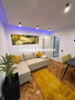 Apartament 3 camere – complet renovat, mobilat și utilat