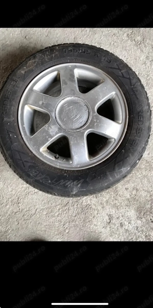 Patru jante cu cauciuc de Audi 