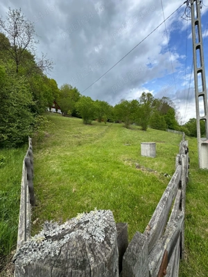 Casă de vacanță cu teren (30 ari) - imagine 4 Casă de vacanță cu teren (30 ari) - imagine 4