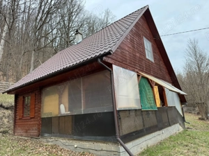 Casă de vacanță cu teren (30 ari)