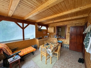 Casă de vacanță cu teren (30 ari) - imagine 6 Casă de vacanță cu teren (30 ari) - imagine 6