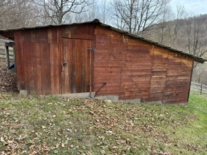 Casă de vacanță cu teren (30 ari) - imagine 5 Casă de vacanță cu teren (30 ari) - imagine 5