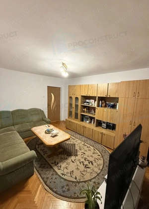 Apartament 3 camere decomandat zona Șagului 57 mp