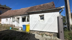 Casa individuala COMISION 0% cu 2 corpuri curte mare in Cisnadioara  - imagine 11