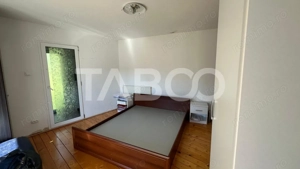 Casa individuala COMISION 0% cu 2 corpuri curte mare in Cisnadioara  - imagine 13