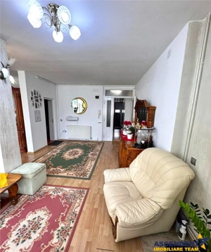 Casa in apreciabil potential,cu terase, curte,gradina echipata,2 pivnite,Str. Rodnei,Central,Targu M - imagine 18