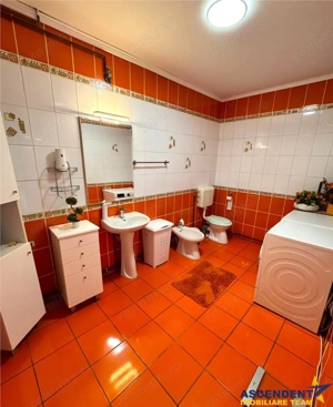 Casa in apreciabil potential,cu terase, curte,gradina echipata,2 pivnite,Str. Rodnei,Central,Targu M - imagine 14