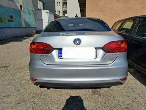 Vând VW Jetta 2012 - imagine 5
