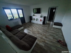 vand Apartament cu 2 Camere