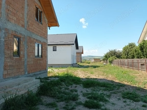 Casa 5 camere, 2 bai, 150mp, teren 400mp, constructie 2024, Lilieci, strada Rozelor, comision zero ! - imagine 6