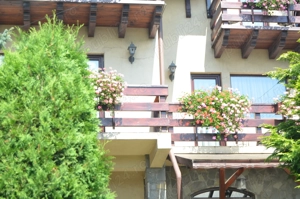 Busteni-Pensiune de vanzare 