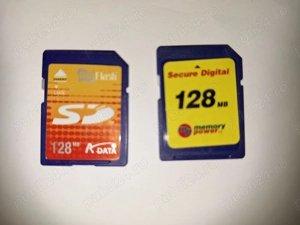 Vand doua carduri SD capacitate 128 mb