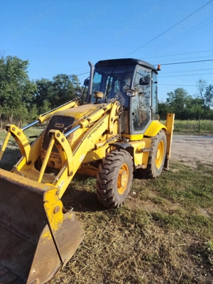 Buldoexcavator Hidromek