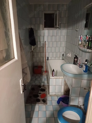 Vand apartament 2 camere - imagine 4 Vand apartament 2 camere - imagine 4