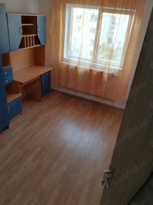 de vanzare apartament 3 camere,decomandat,et 4,aradul nou