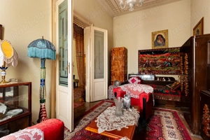 Vand casa ultracentral in Pecica - imagine 2