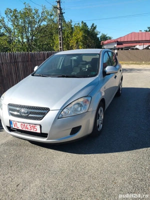 Kia ceed 1.6 crdi  - imagine 3