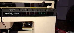 Vînd mașina de cusut.  - imagine 2