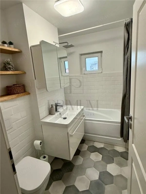 SOARELUI - 3 CAM - DECOMANDAT - 2BAI - 2BALCOANE - RENOVAT - ETJ.3- - imagine 8