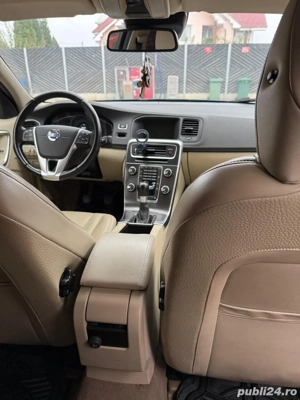 Volvo S60 2014 (piele crem)