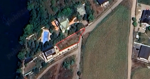 Teren de vis in comuna Ganeasa, langa lacul Cozieni, padurea Pustnicu