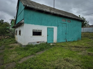 Casa cu anexe și padure - imagine 8