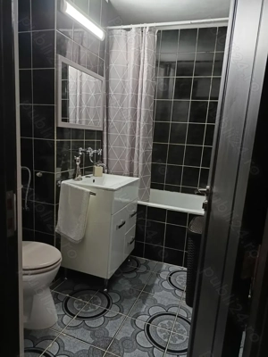 Vând apartament decomandat cu 3 camere, micro 16. - imagine 10