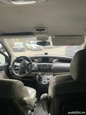 Vand sau dezmembrez peugeot 807 - imagine 4