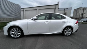 Lexus IS 300H Hibrid