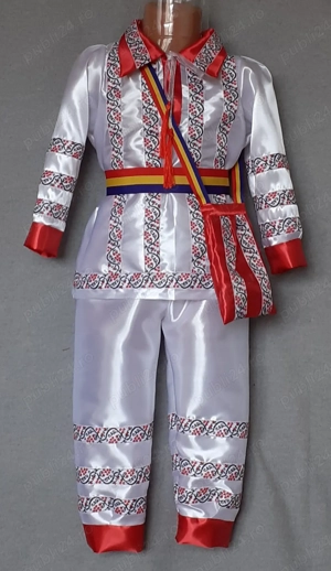 Costum popular pentru copii marimea 1 (3-4 ani)