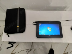 Vand laptop Dell cu ecran reversibil