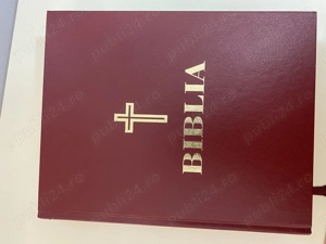 Vând Biblie de 2009