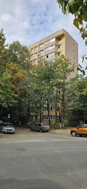 Proprietar vand apartament 3 camere, 6 10, Aleea Otesani, sector 2, Bucuresti - imagine 4