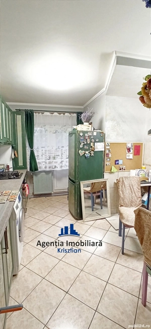 Apartament cu 2 camere de vânzare - Zona Soarelui - imagine 7