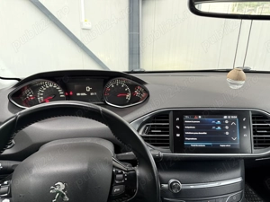 Peugeot 308 Style 2018 1.2 benzina 130 Cp Hatchback Euro 6 - imagine 7