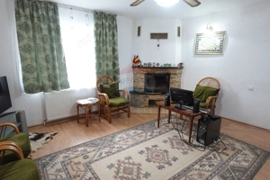 Casă / Vilă cu 4 camere de vânzare Catalina - imagine 5