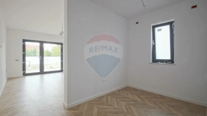 Comision 0 %! Casă cu 4 camere de vânzare în zona Stupini! - imagine 12