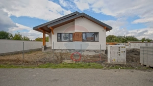 Comision 0 %! Casă cu 4 camere de vânzare în zona Stupini! - imagine 2