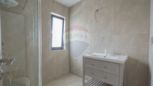 Comision 0 %! Casă cu 4 camere de vânzare în zona Stupini! - imagine 10