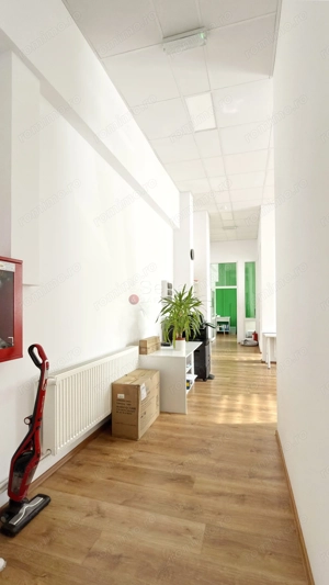 Pozitionare centrala - imagine 12 Pozitionare centrala - imagine 12