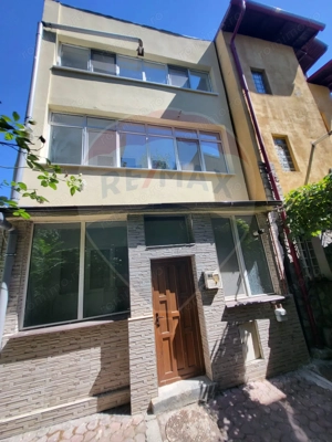 Casă cu 4 camere, terasă în inima Bucureștiului| Armenească