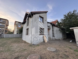 Casa la gri cu potential multiplu: birouri, cabinete, servicii | Giroc - imagine 4